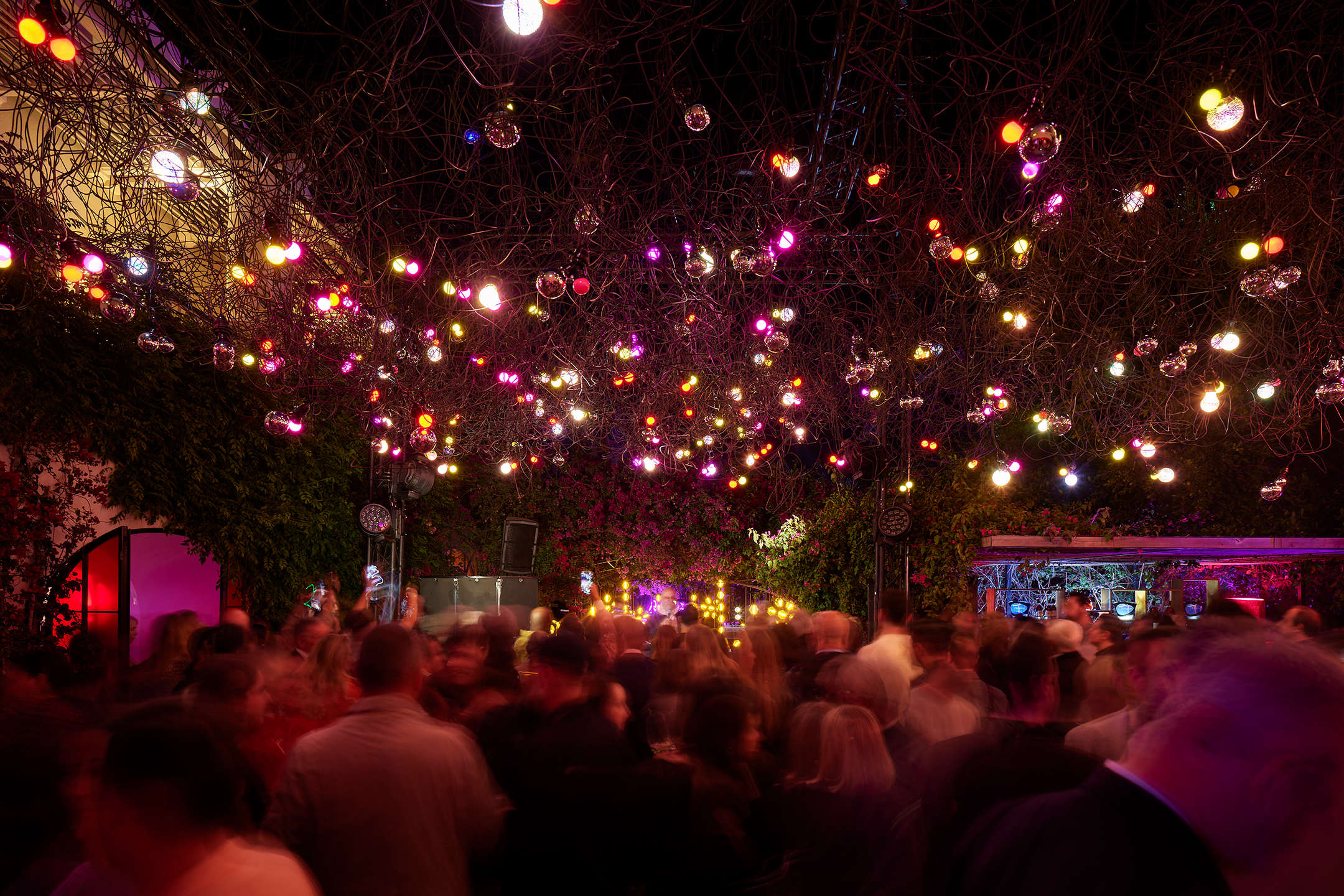 :mentalKLINIK, works, TERRIBLY HAPPY,  2025