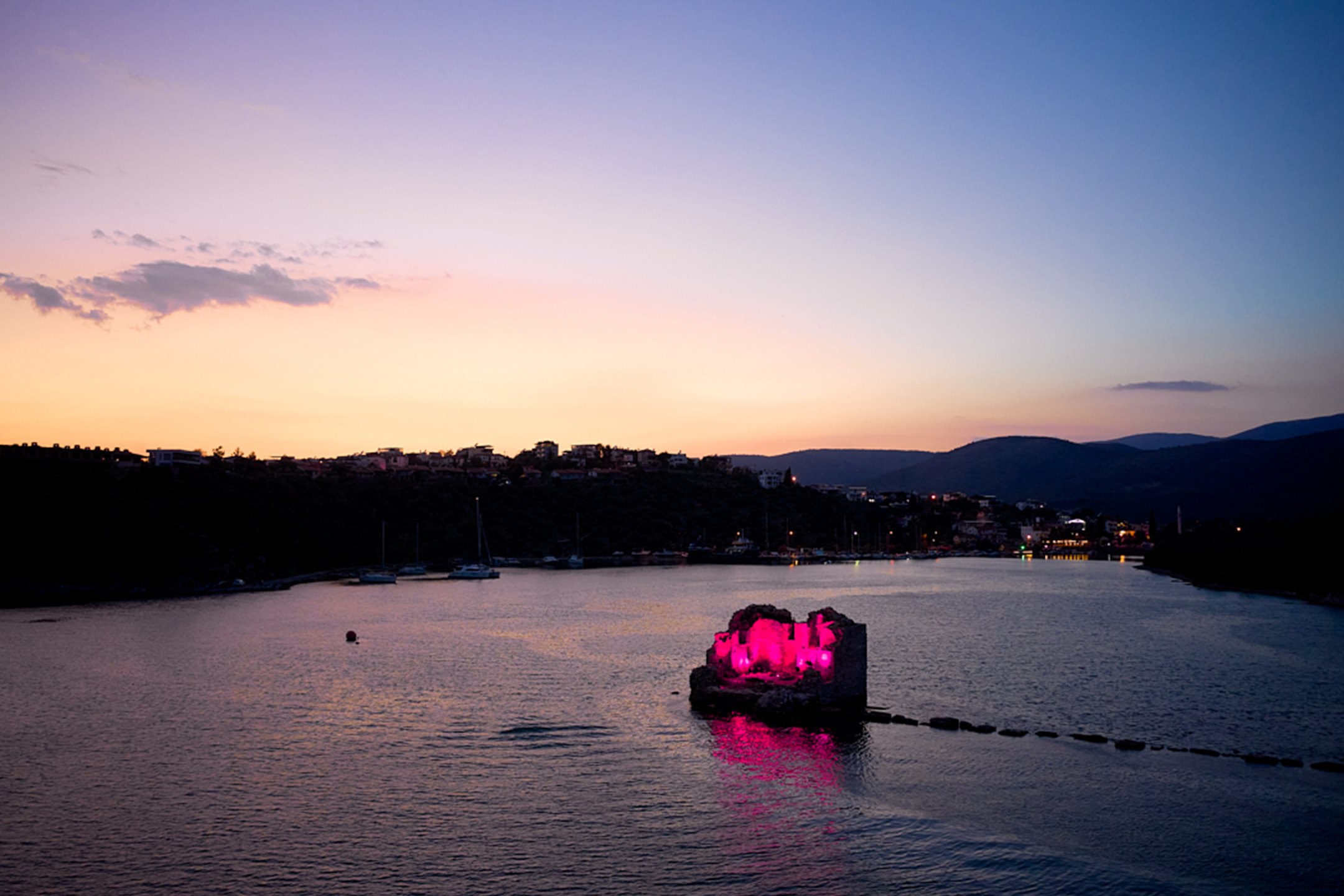 :mentalKLINIK, works, TERRIBLY HAPPY,  2025