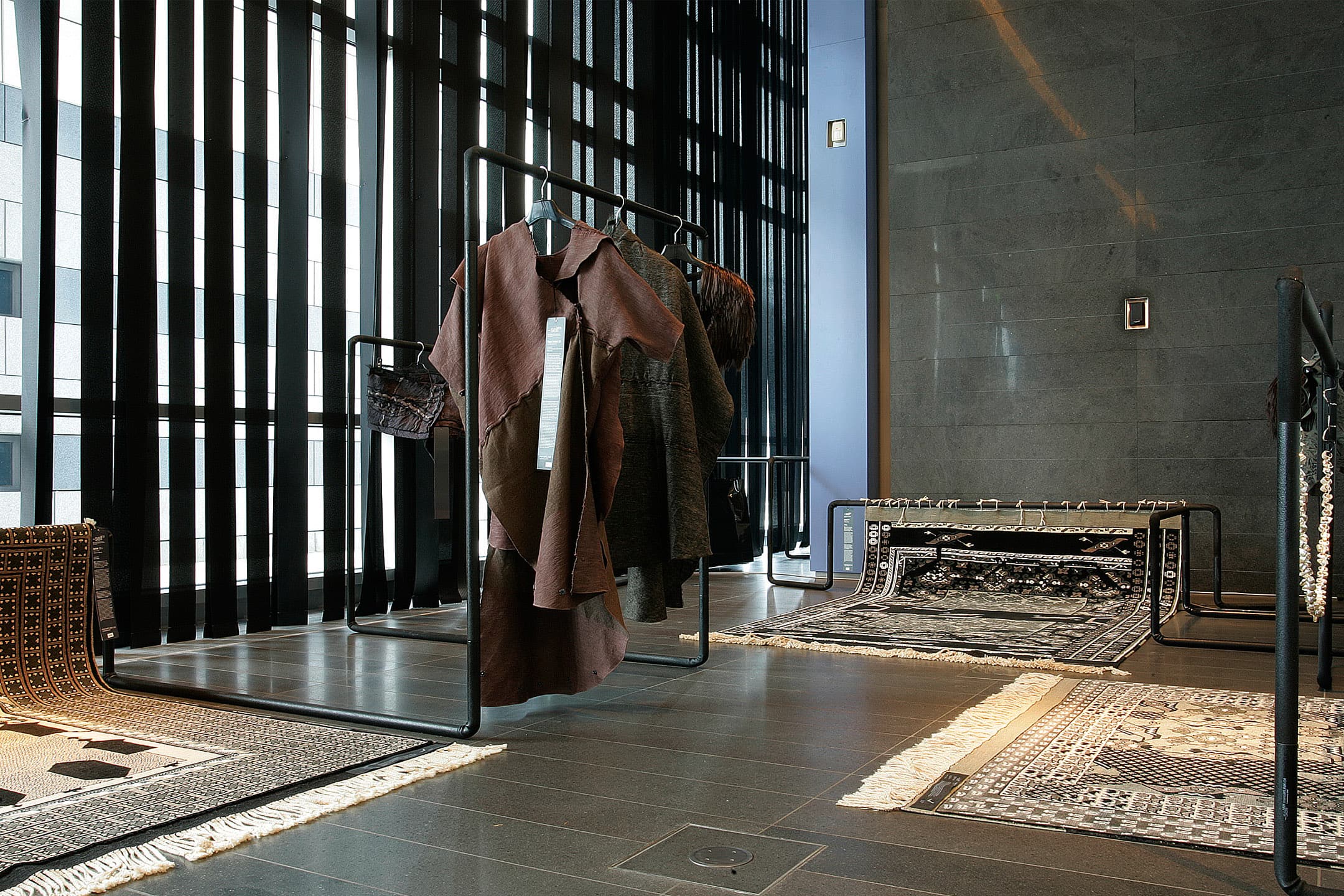 :mentalKLINIK, texts, :MENTALKLINIK-04.~SELF 01